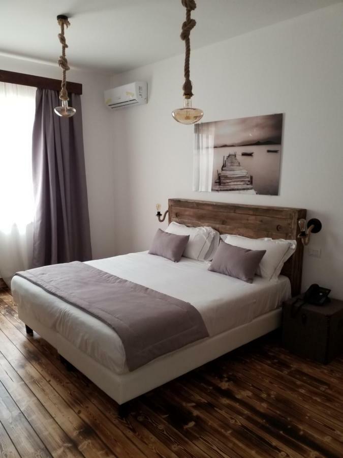 Piccolo Feudo Hotel Sanluri Bagian luar foto